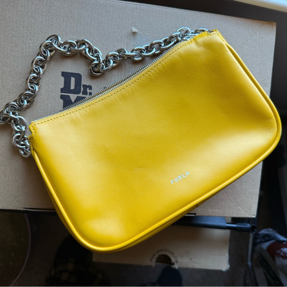 Furla Vibrant Yellow Chain shoulder bag